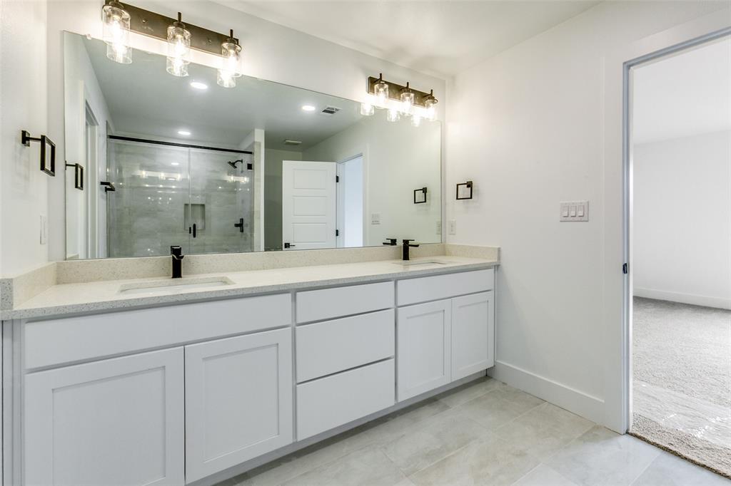 Timberleaf Lane TWNHMS - Residential