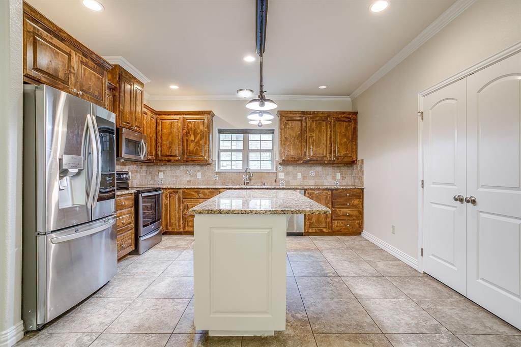 Cobblestone Ct. - Residential