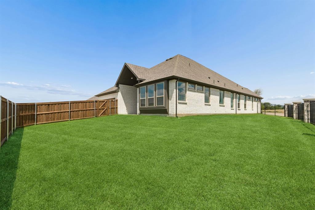 Karis - Residential