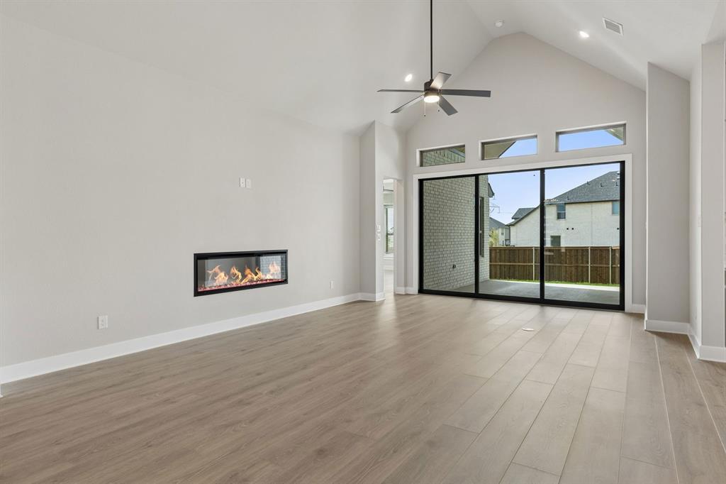 Karis - Residential