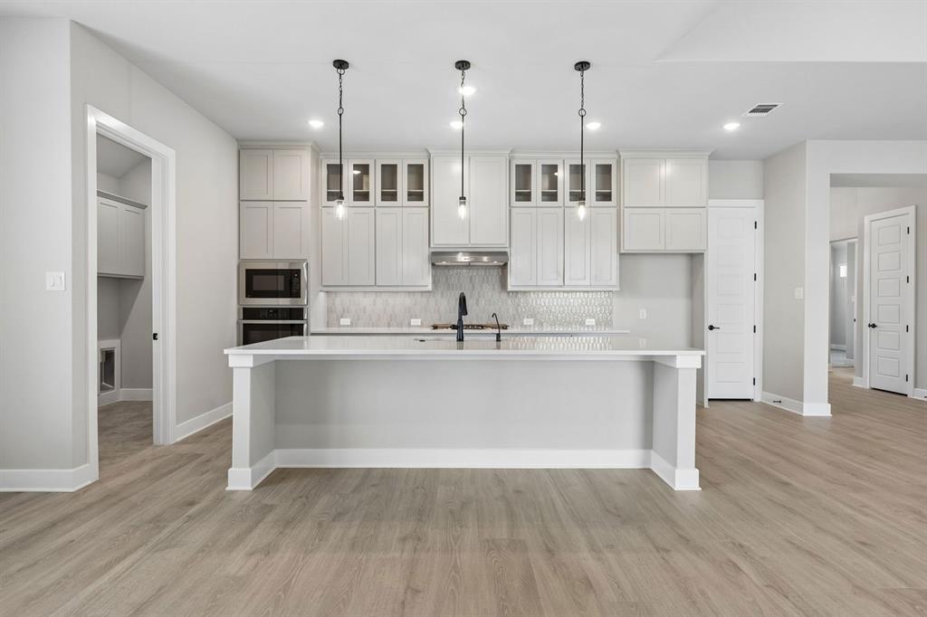 Karis - Residential