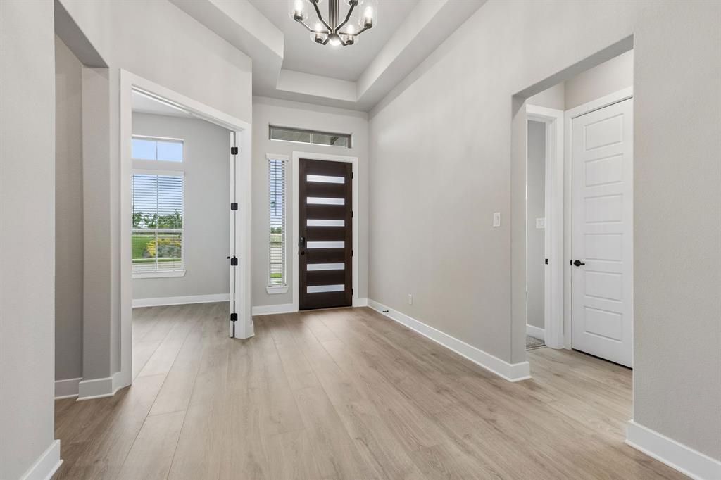 Karis - Residential