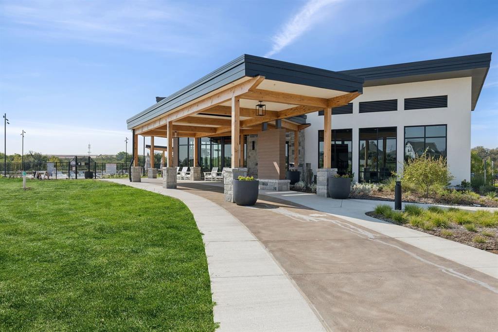 Karis - Residential