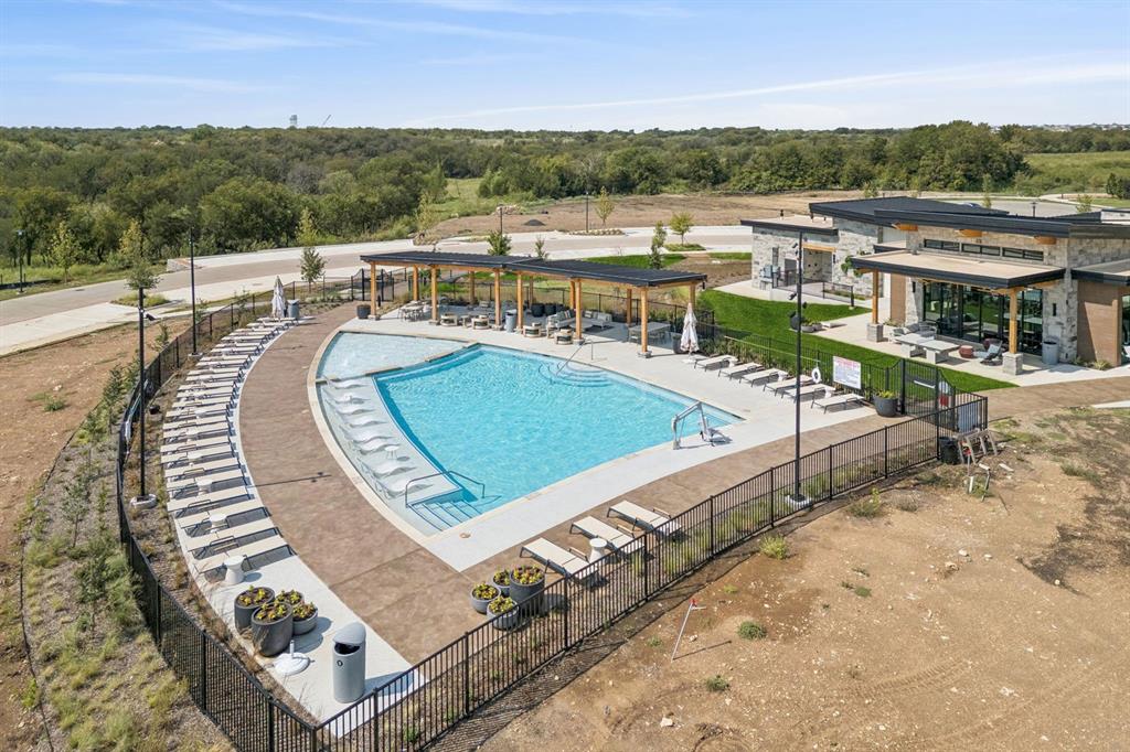 Karis - Residential