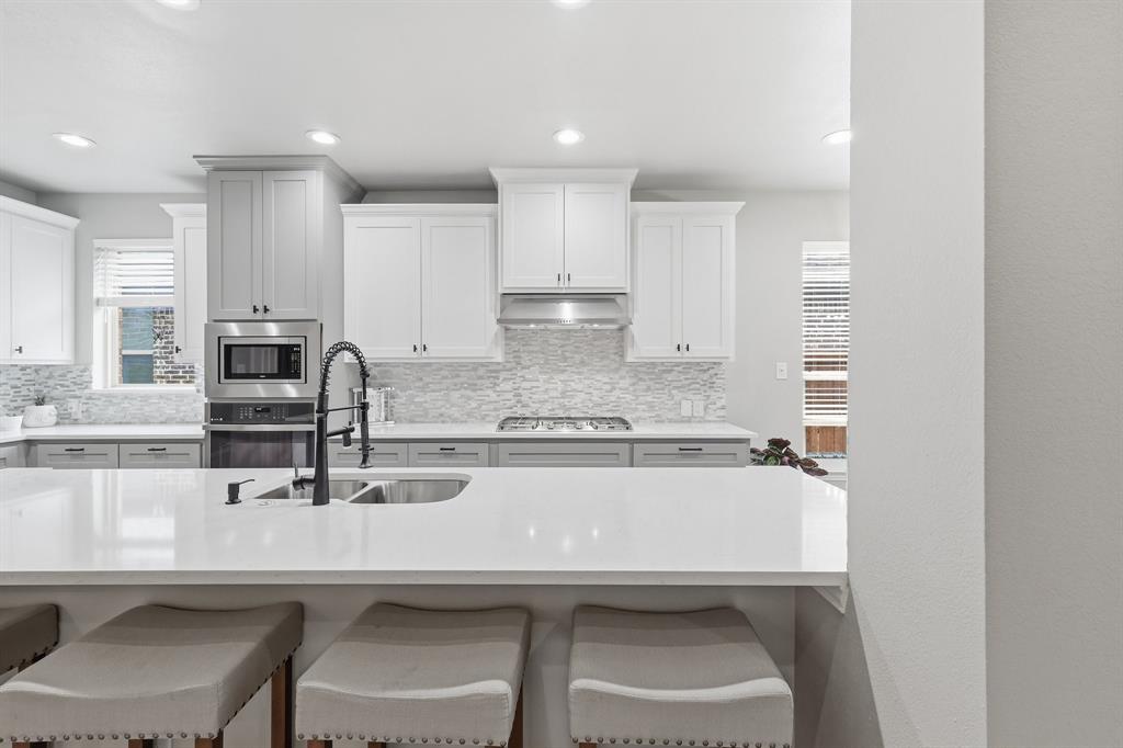 Bandera Add - Residential