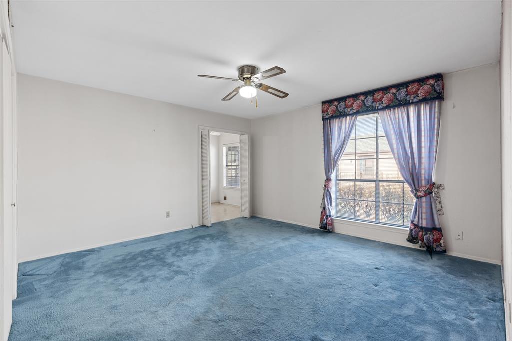 Ridglea Estate Condo - Residential