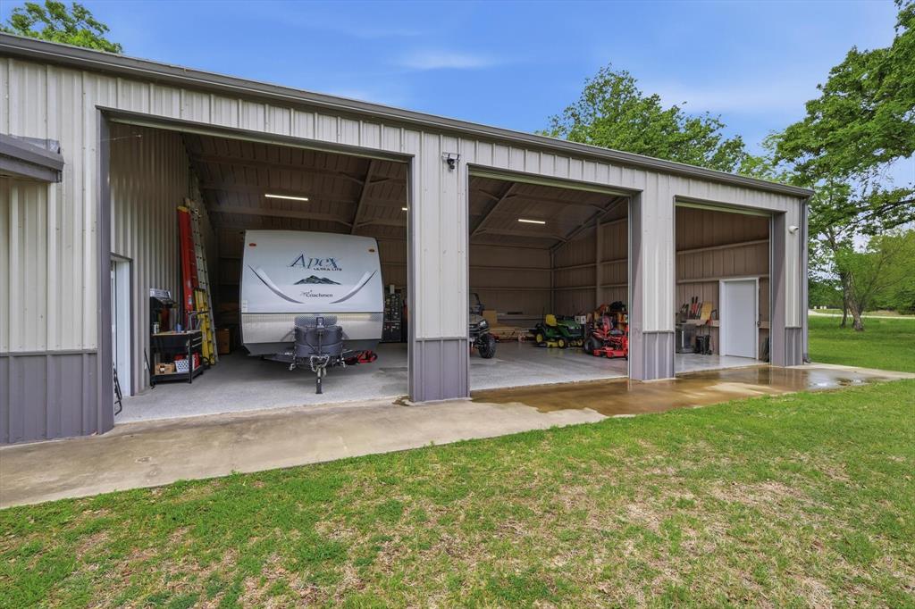 NAUTICAL SHORES PH 4 - Residential