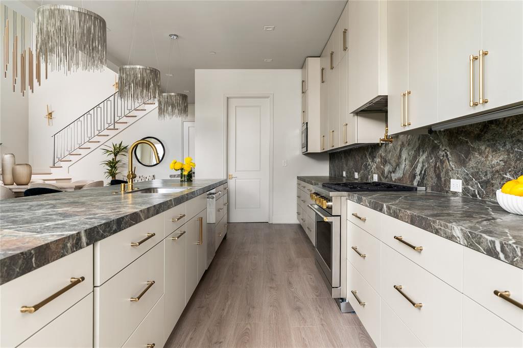 Mansfield R A - Residential