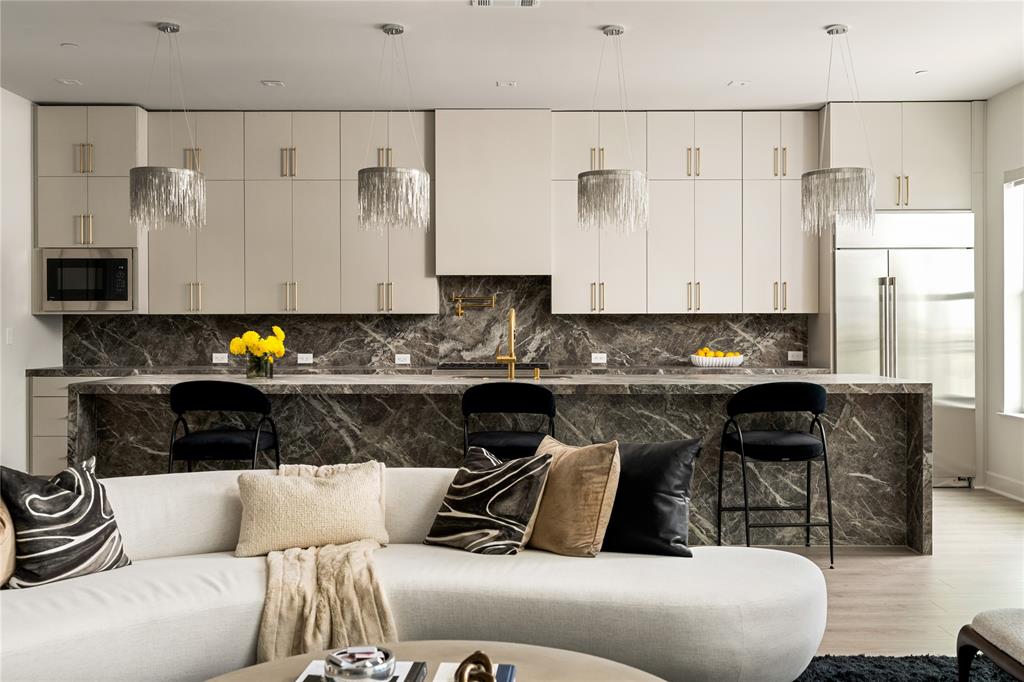 Mansfield R A - Residential