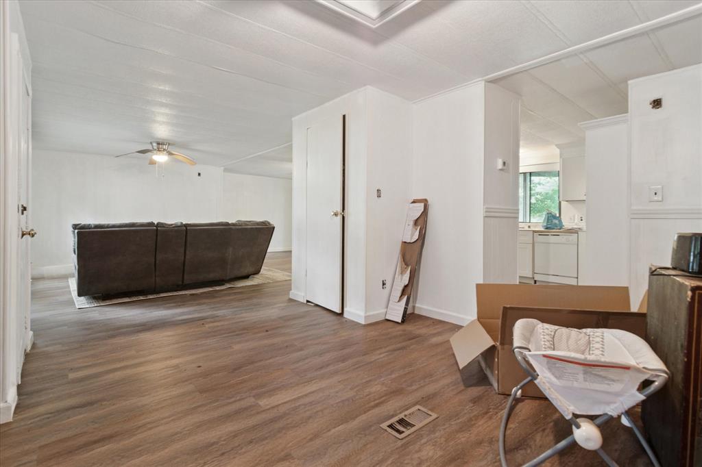Creekside - Residential