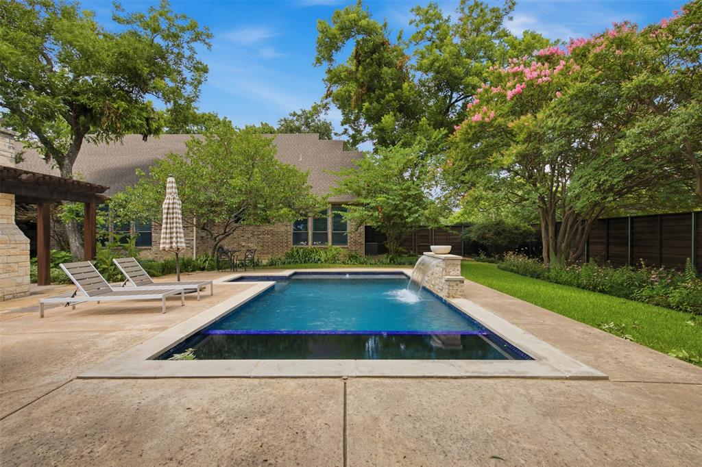 Casa Linda Estates - Residential