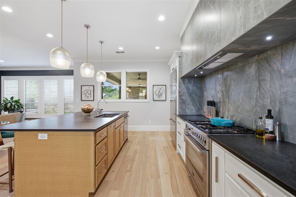 Casa Linda Estates - Residential