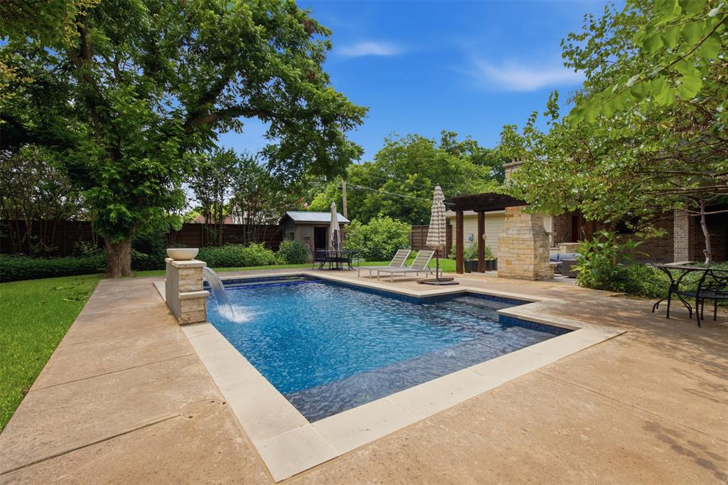 Casa Linda Estates - Residential
