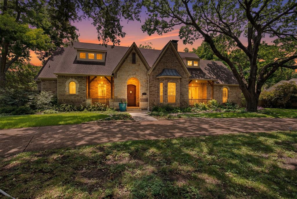 Casa Linda Estates - Residential