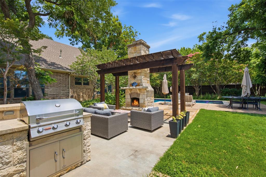 Casa Linda Estates - Residential