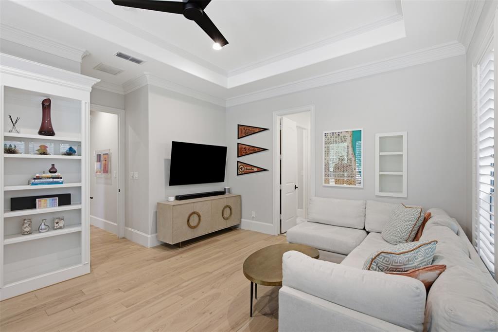 Casa Linda Estates - Residential
