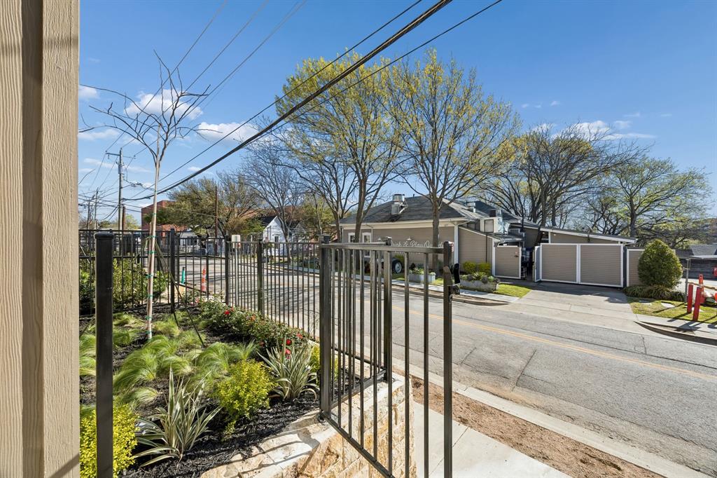 McKinney Outlots - Commercial Sale