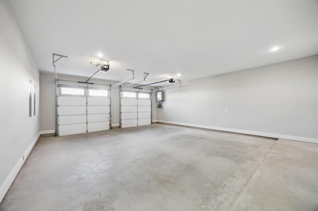 McKinney Outlots - Commercial Sale