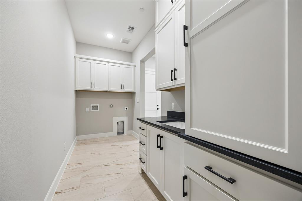 McKinney Outlots - Commercial Sale