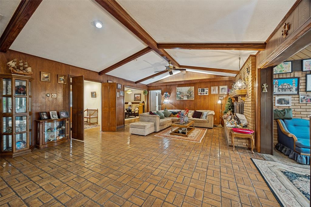 Schreiber Manor 01 Inst - Residential