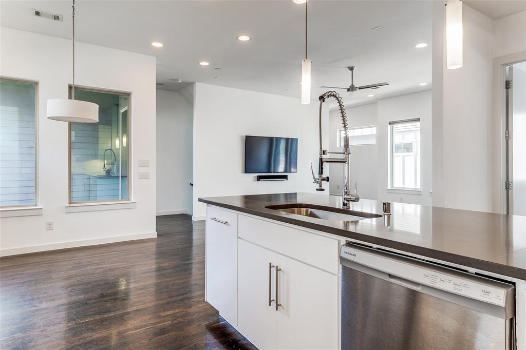 Alta Summit Twnhms Condo - Residential Lease