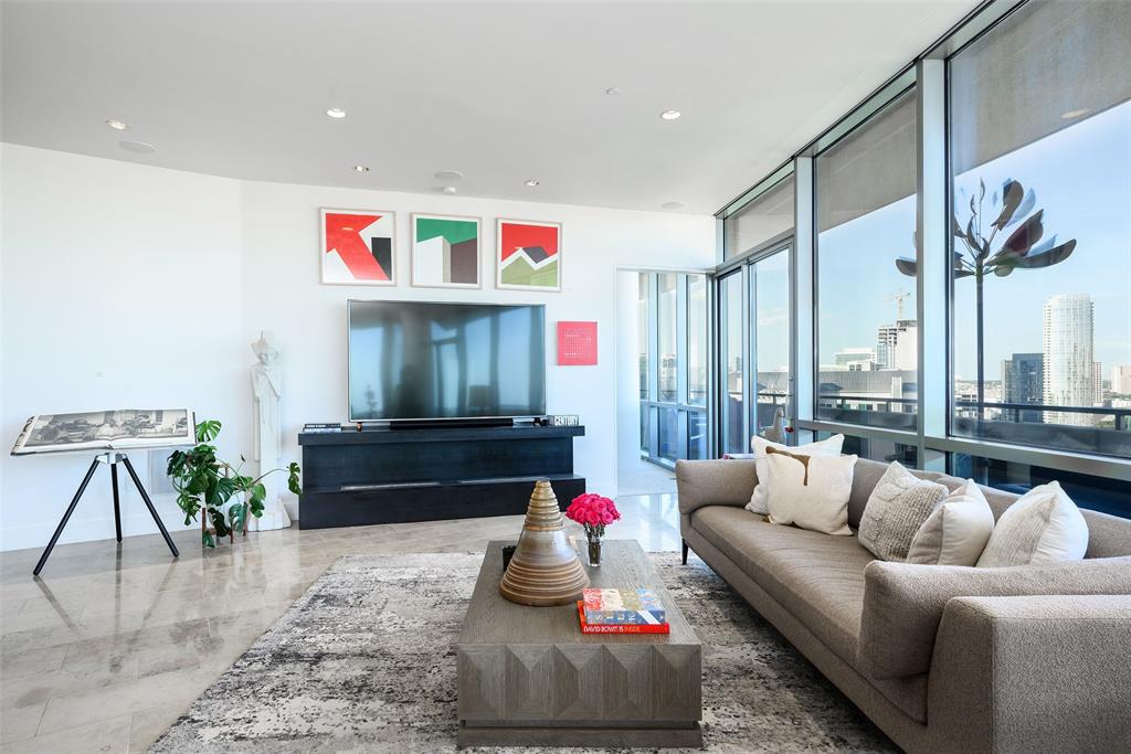 The House Condos - Residential