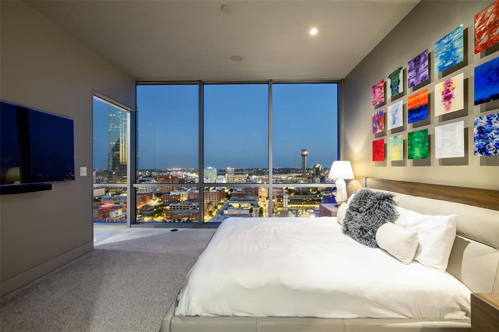 The House Condos - Residential