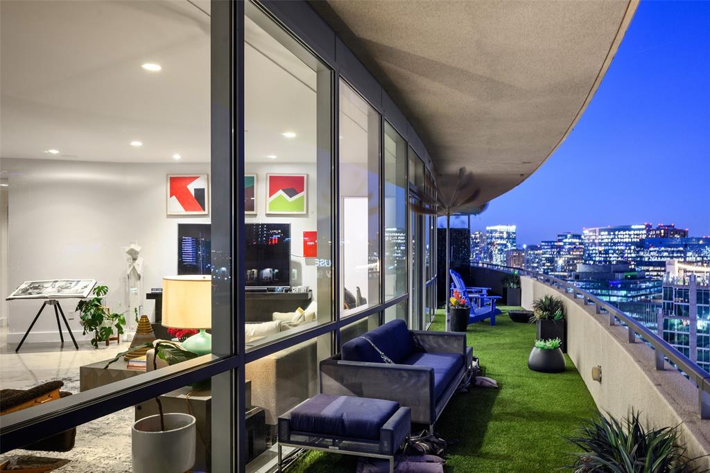 The House Condos - Residential