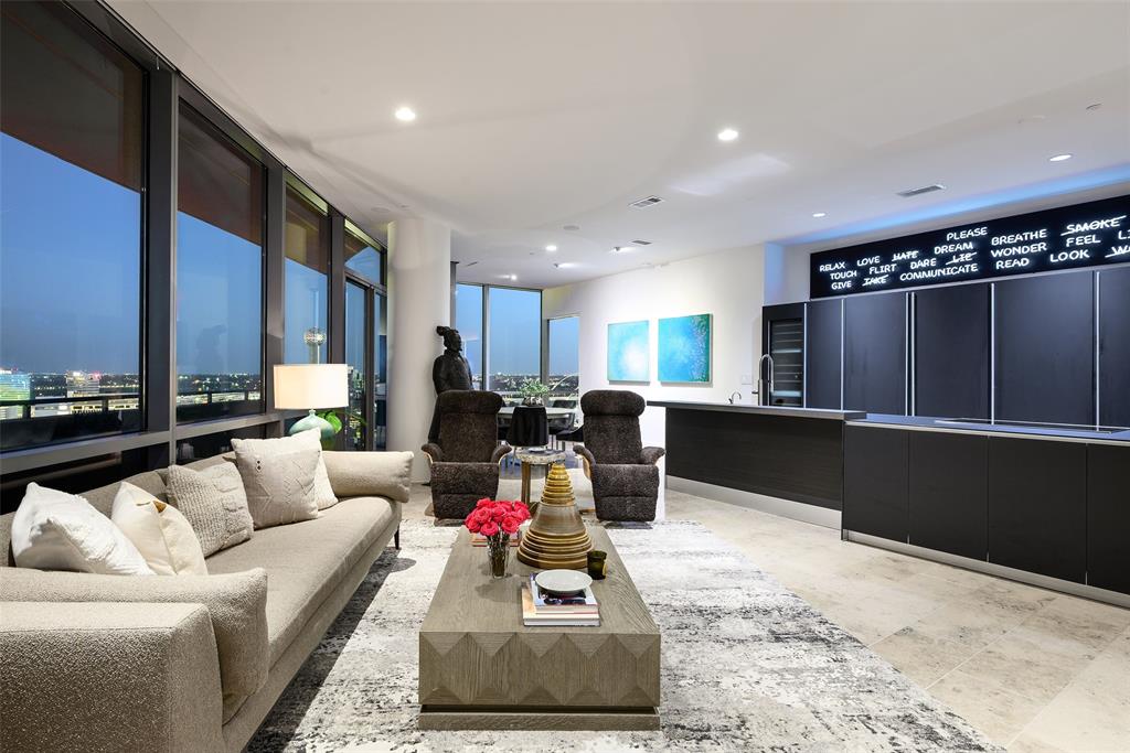 The House Condos - Residential