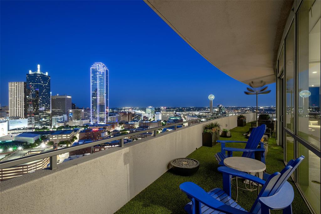 The House Condos - Residential