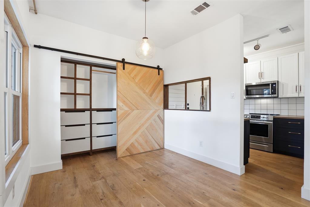 Oaks On Montfort Ph 02 03 04 - Residential