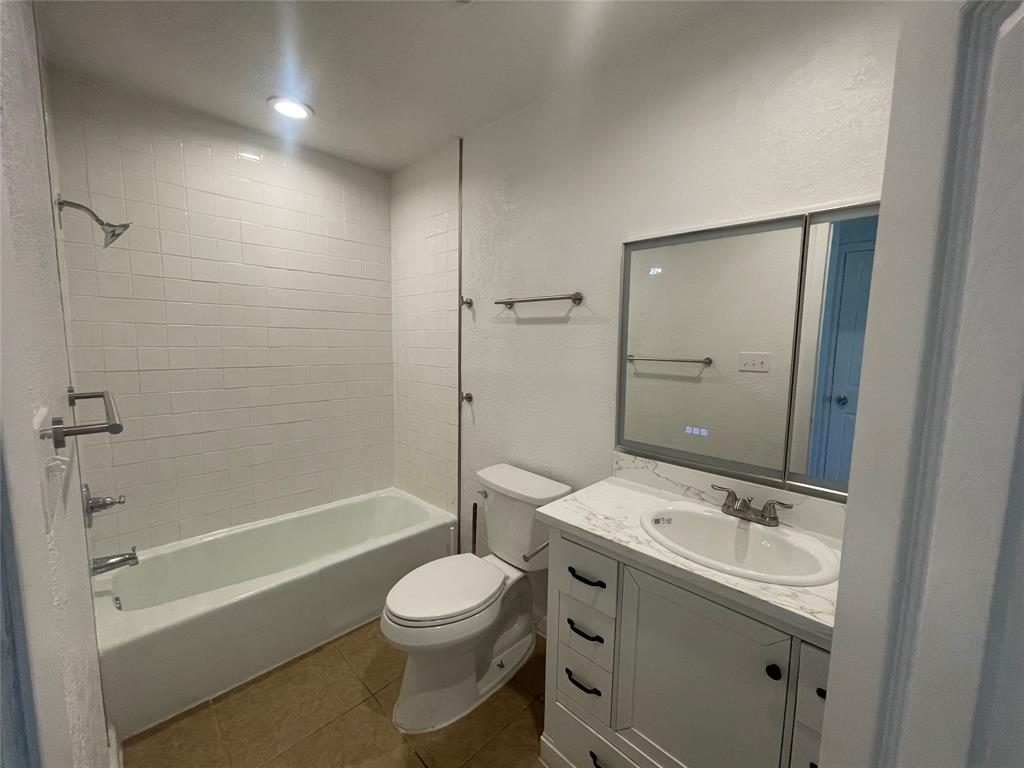 Curry - Residential