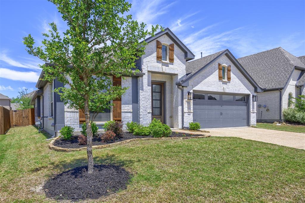 Prepare to fall in love the moment you step inside! Just two years young and still radiating that brand-new feel, this stylish Bloomfield-built gem in highly sought-after Melissa, TX, has it all.

Starting with its absolutely adorable curb appeal, this home welcomes you with open arms. Need flexible space? You’re in luck! This thoughtful floor plan boasts 4 bedrooms, with two of them perfectly suited for multi-purpose use—think playroom, craft room, or guest retreat. Plus, there’s a dedicated home office right at the front of the house featuring elegant French doors (currently making for the ultimate home gym!).

The heart of the home is an entertainer's absolute dream! The fabulous kitchen, dining, and open living area flow seamlessly together. Get ready to swoon over the STUNNING granite countertops, a generous island just begging for a weekend charcuterie board spread, and a spacious walk-in pantry to keep all your goodies perfectly organized.

Step outside to discover a fantastic backyard with plenty of green grass and room to run, play, or host summer BBQs under the Texas sky.

Let's talk location! You are incredibly close to all your favorite Texas staples: H-E-B for your weekly hauls, Buc-ee’s for your road trip snacks, and the newest, largest, state-of-the-art Walmart in Texas!

Darling, chic, and completely move-in ready. Don't miss your chance to call this stunning house your home! Schedule your showing today—this one is going to go fast