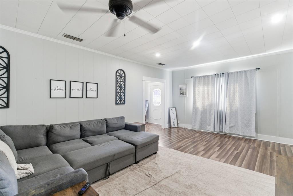Se Corner - Residential