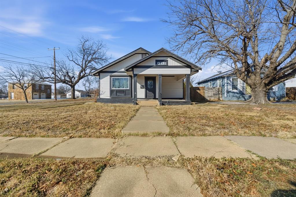 Se Corner - Residential