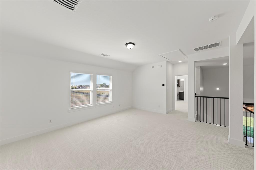 Las Lomas - Residential