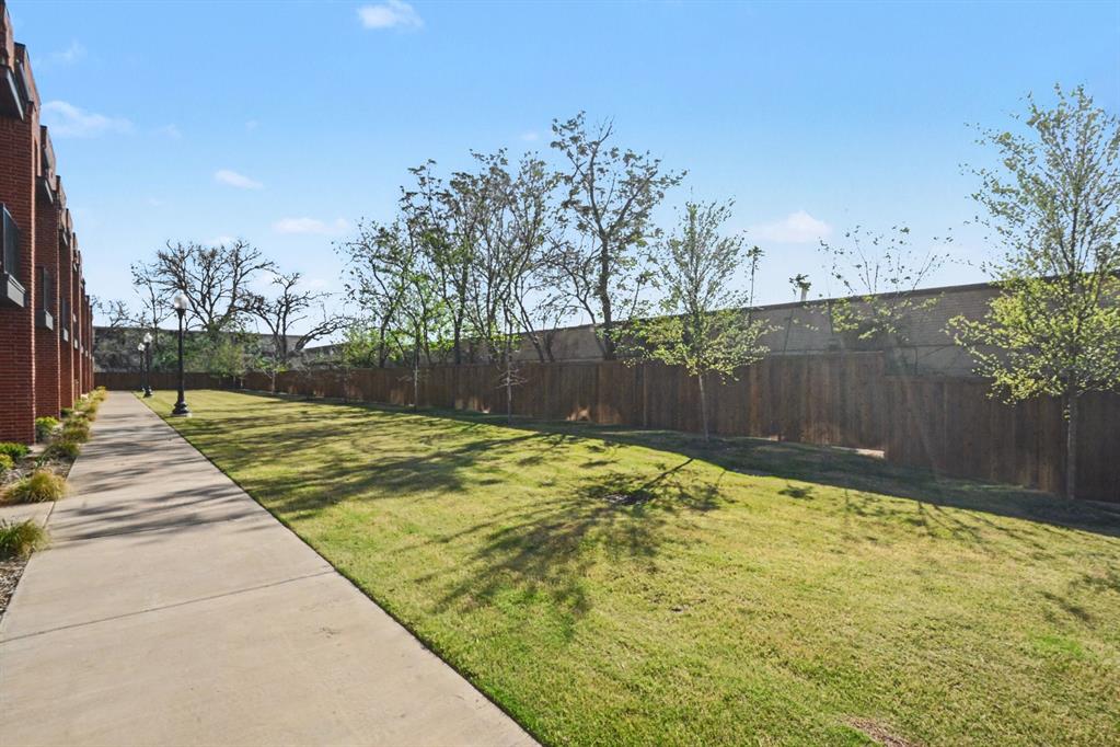 Goodland Twnhms - Residential