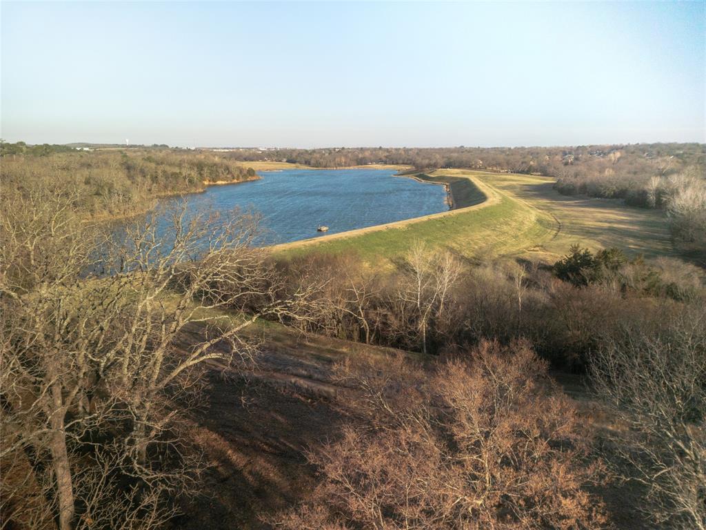 Hutchins Couchworth Add - Land