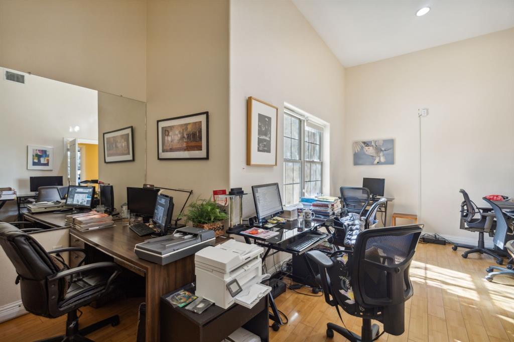 Nhat Hoang - Commercial Sale