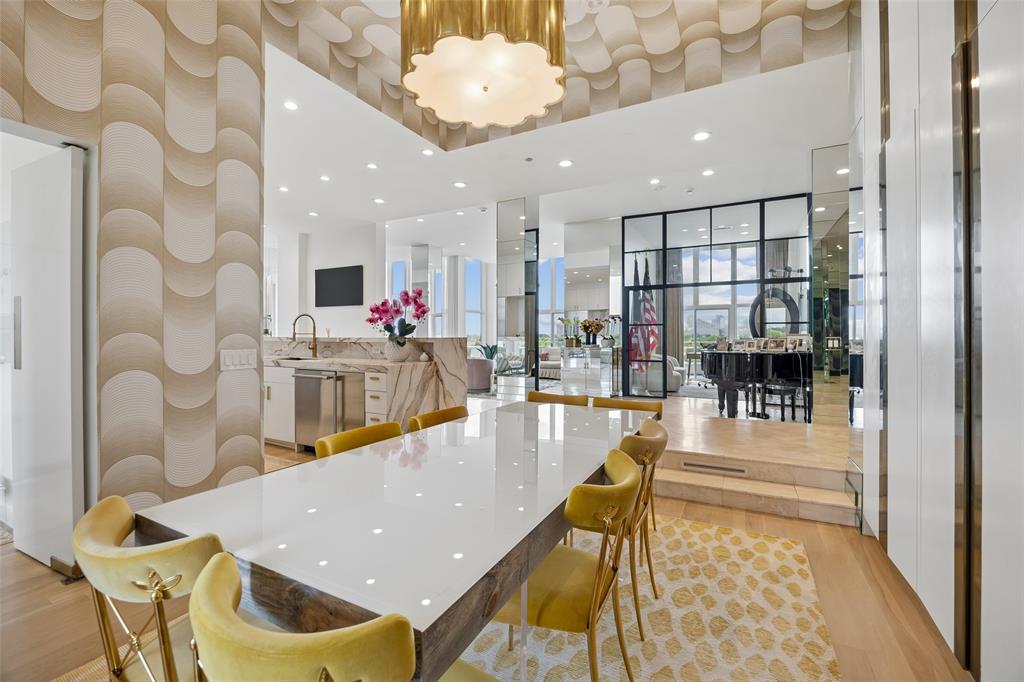 Park Plaza Condo - Residential