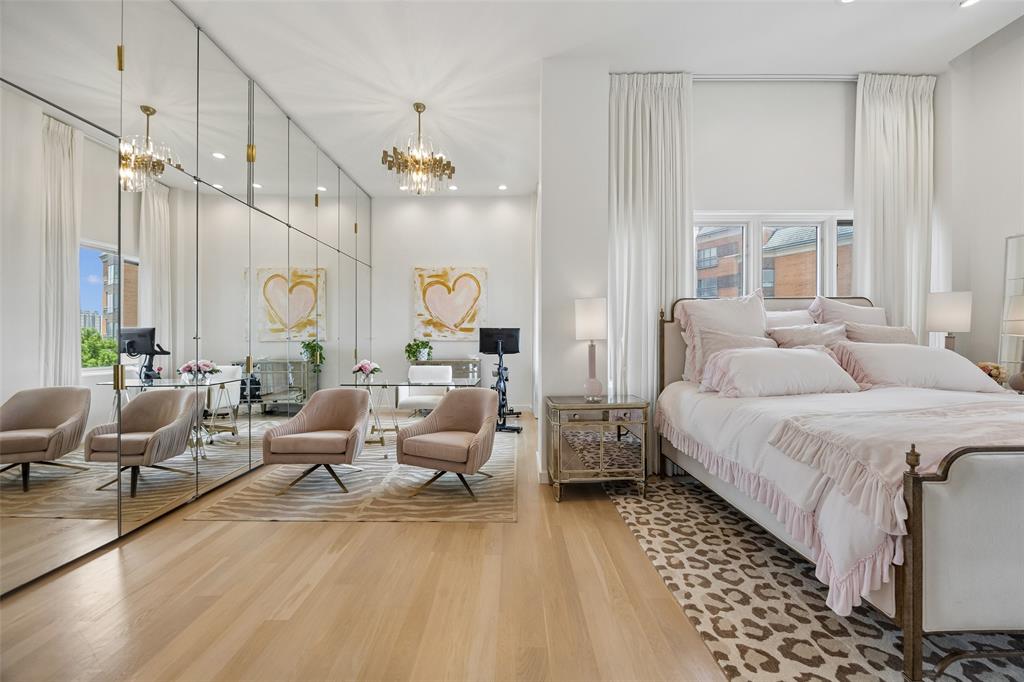 Park Plaza Condo - Residential