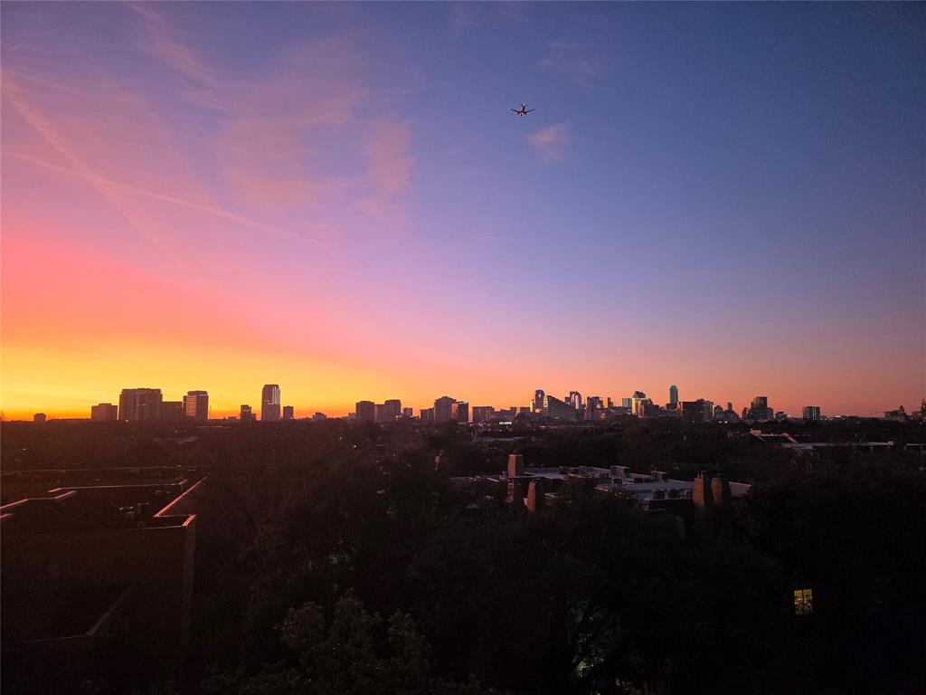 Park Plaza Condo - Residential