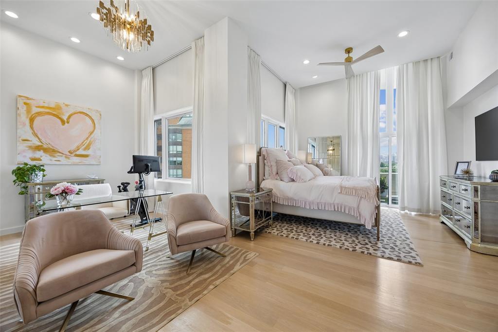 Park Plaza Condo - Residential