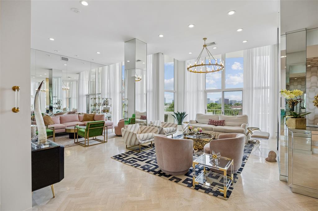 Park Plaza Condo - Residential