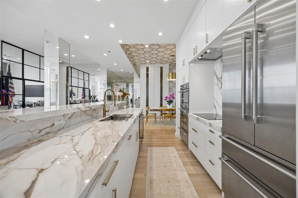 Park Plaza Condo - Residential