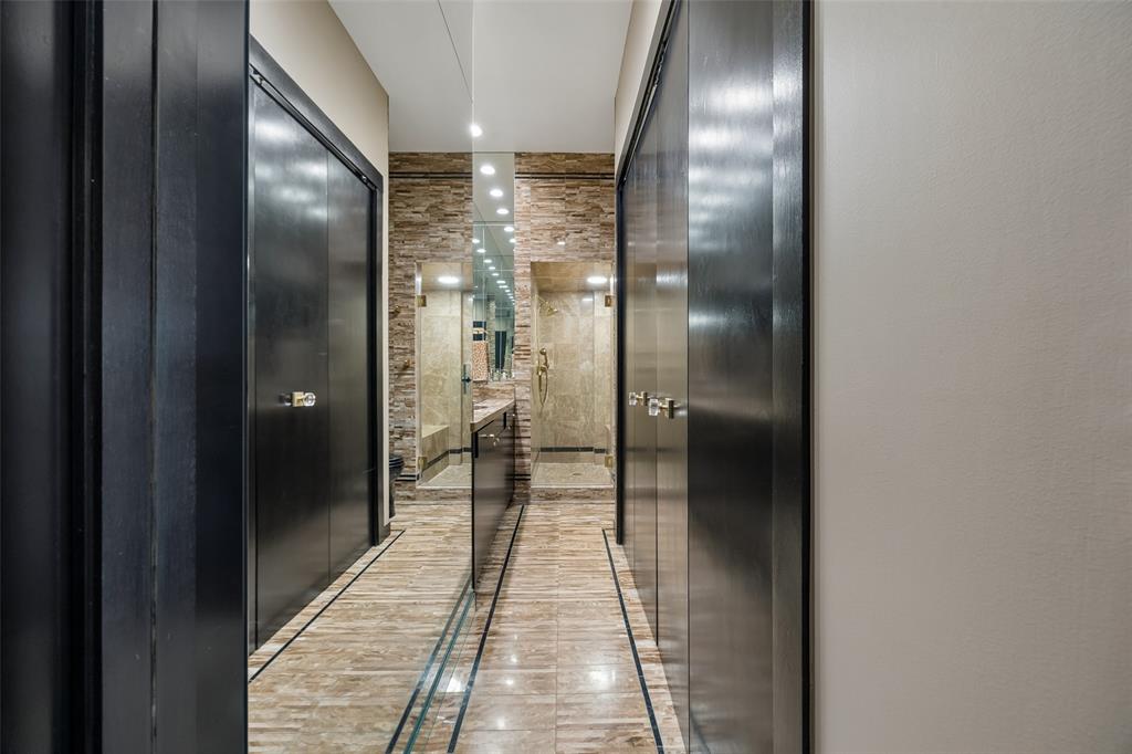 Park Plaza Condo - Residential