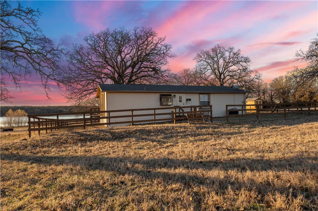 Hensley J - Farm