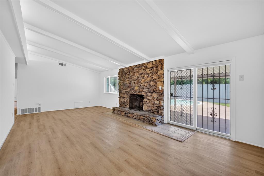 Crestview East 03 - Residential