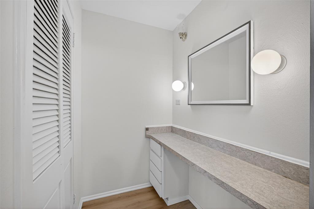 Crestview East 03 - Residential