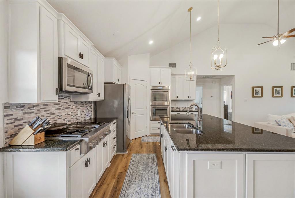 Mustang Mdws - Residential